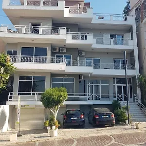 Olivias Center , Sarandë Albania